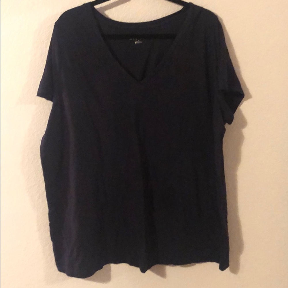 Ava & Viv navy blue tee shirt